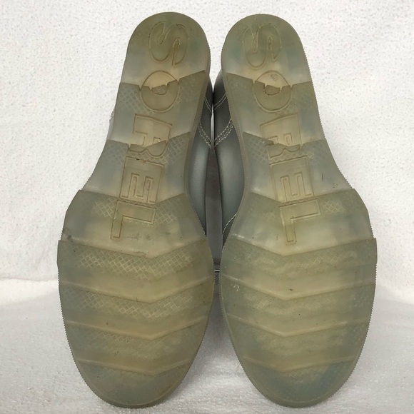 Sorel X Disney Frozen Joan of Arctic Silver Leather Wedge Boots. Girl’s Size 3 - Picture 7 of 11